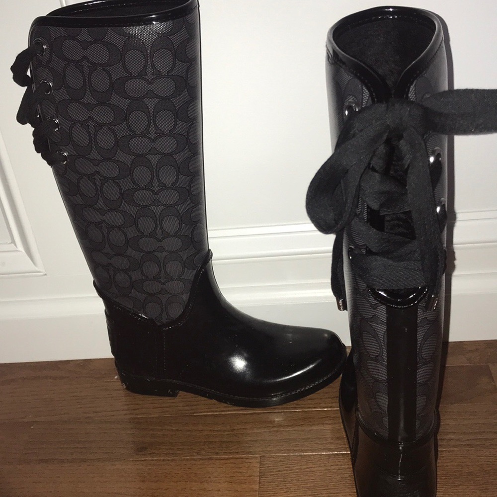 Coach Tristee Tall Rain boots, tie up in back. - Picture 4 of 7